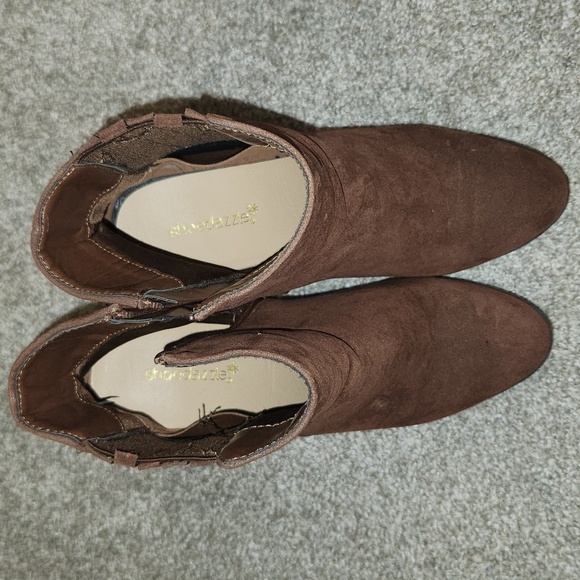 Shoe Dazzle Chestnut Wedge Ankle Booties - Picture 4 of 7